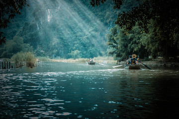 跪求《忐忑》歌词